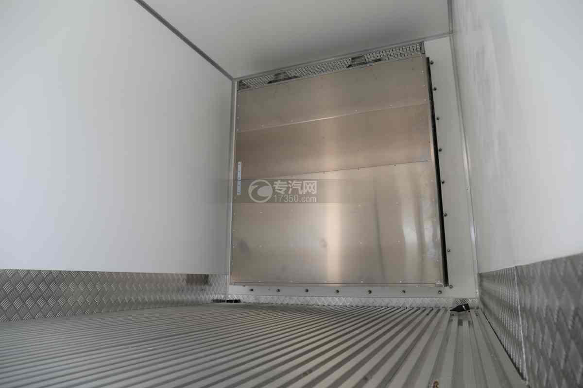 解放JH6前四后八国六9.5米冷藏车冷藏机组