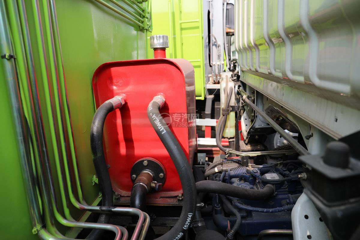 凯马K6单桥国六餐厨式垃圾车液压油箱