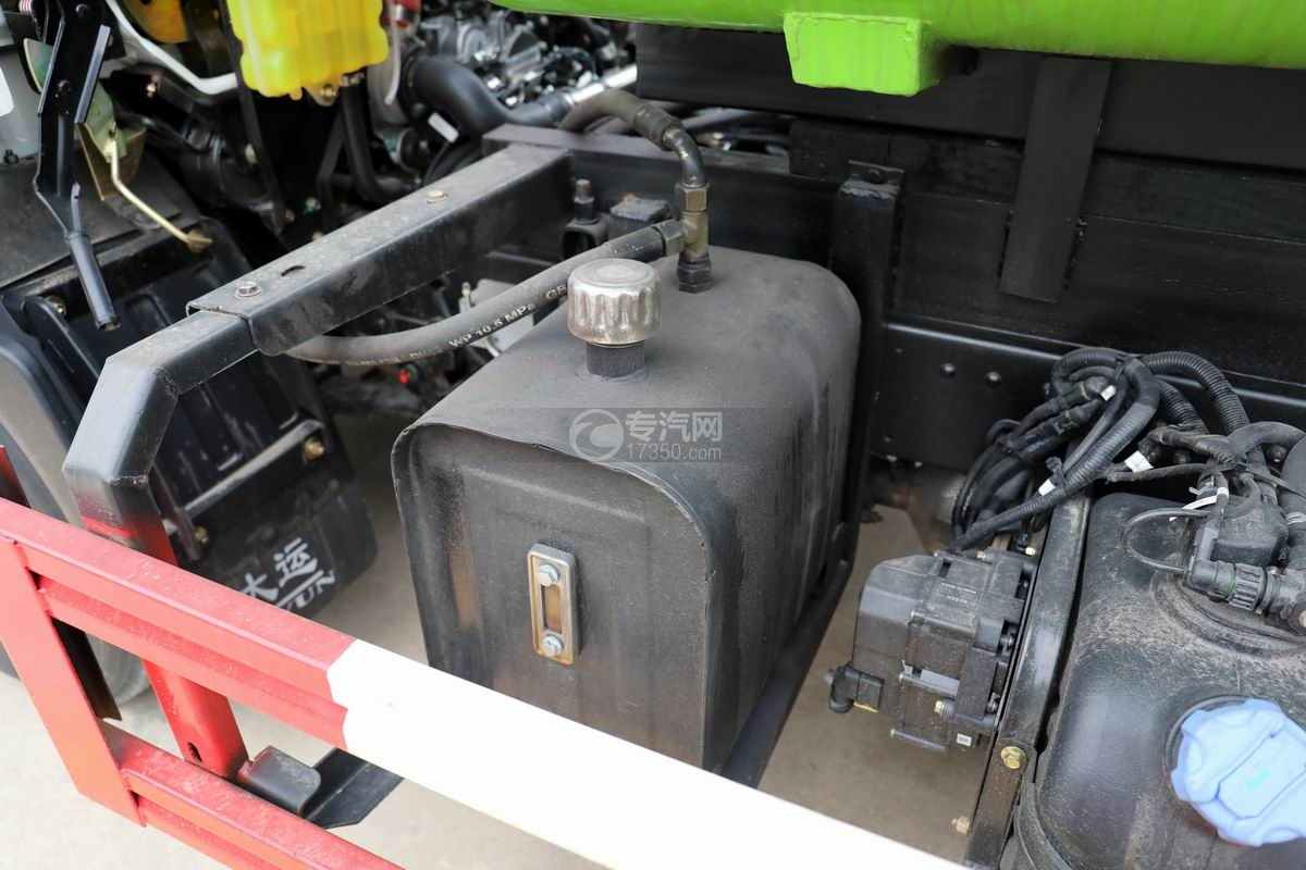 大运奥普力A5单排国六自装卸式垃圾车液压油箱