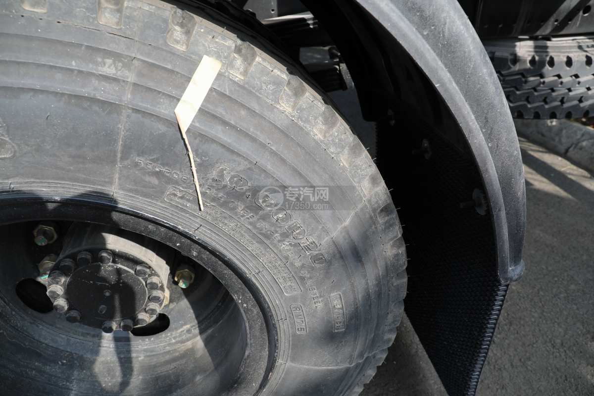 东风专用D3V单桥国六散装饲料运输车轮胎规格