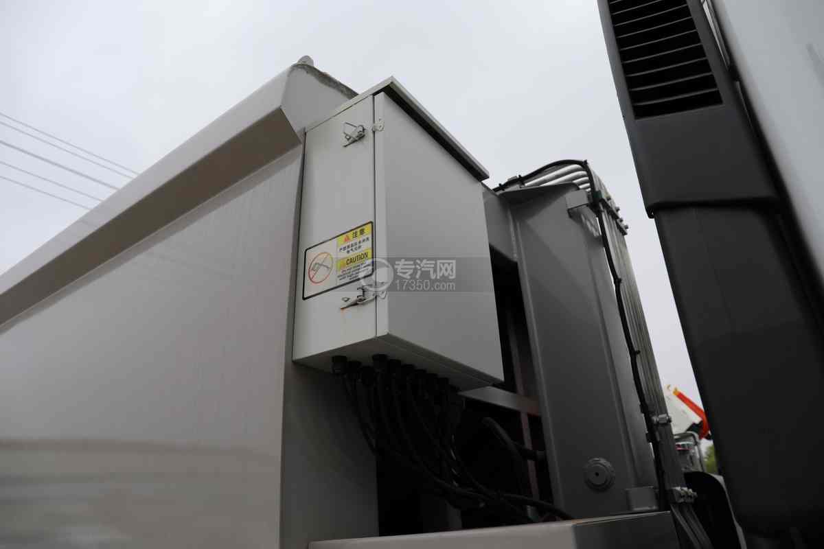 东风多利卡D7单排国六压缩式垃圾车配电箱