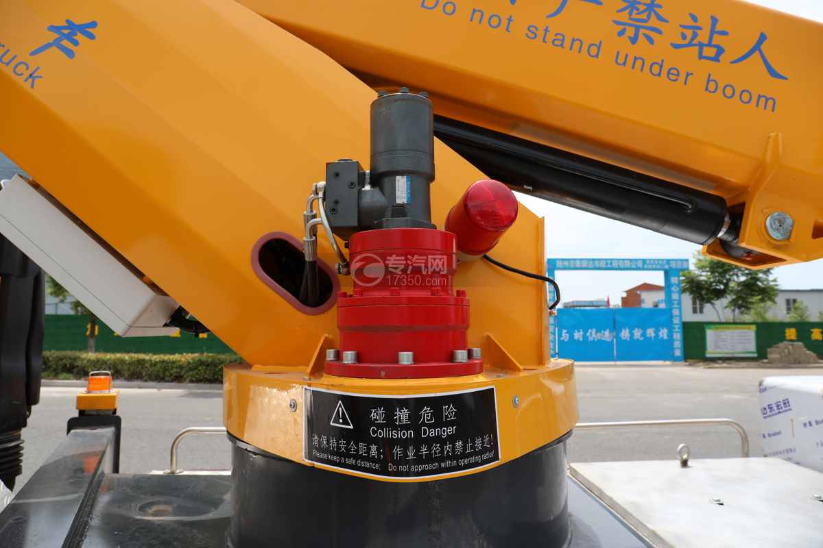 江淮康铃H3国六27米伸缩臂式高空作业车减速机