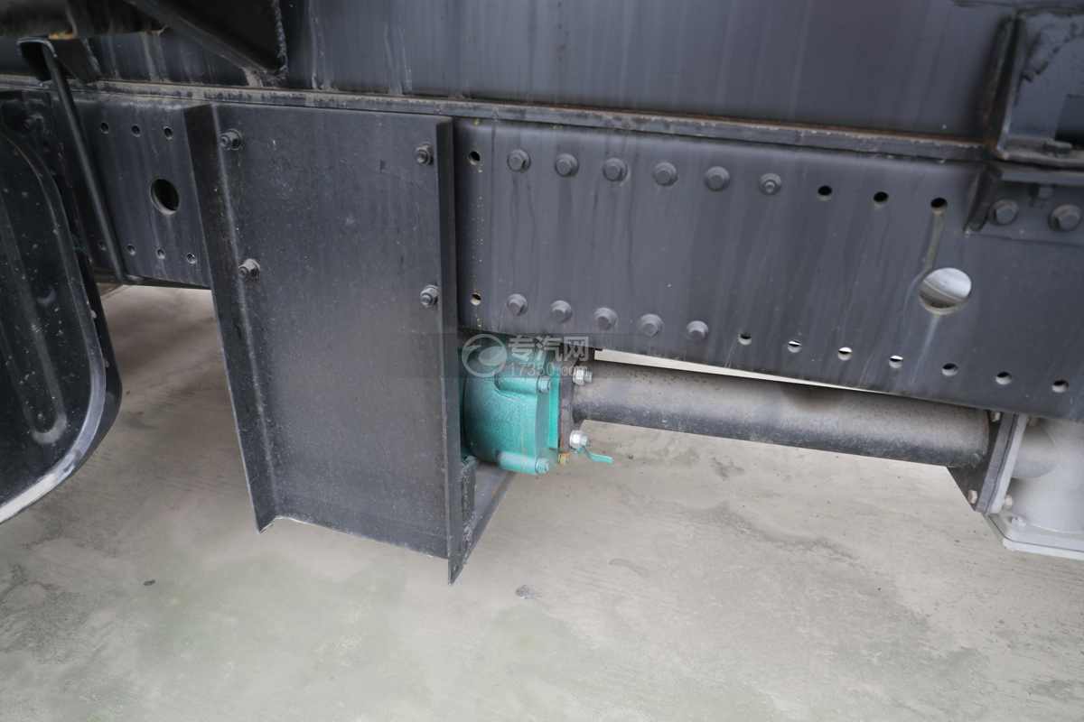 東風錦程V6單橋國六11方綠化噴灑車灑水泵