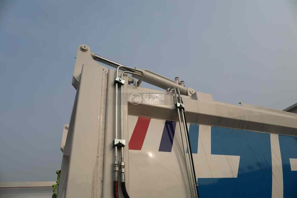 东风多利卡D6国六自装卸式垃圾车上装尾门油缸