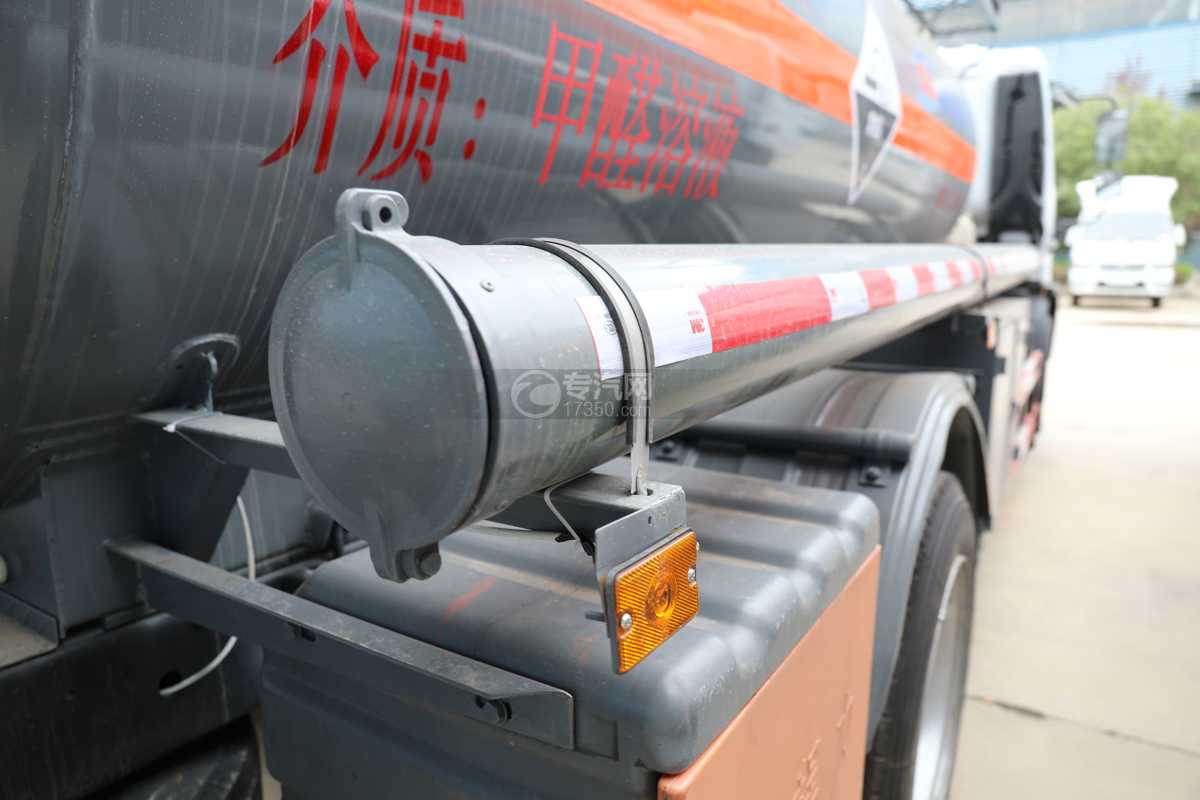 东风福瑞卡F7国六6.7方腐蚀性物品罐式运输车炮筒