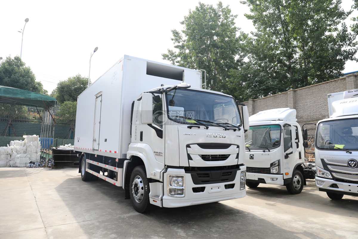 慶鈴巨咖國六7.85米冷藏車