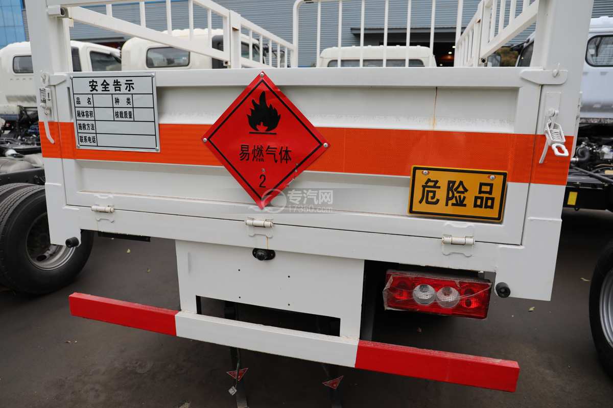 福田小卡之星3国六3.75米气瓶运输车危险品牌