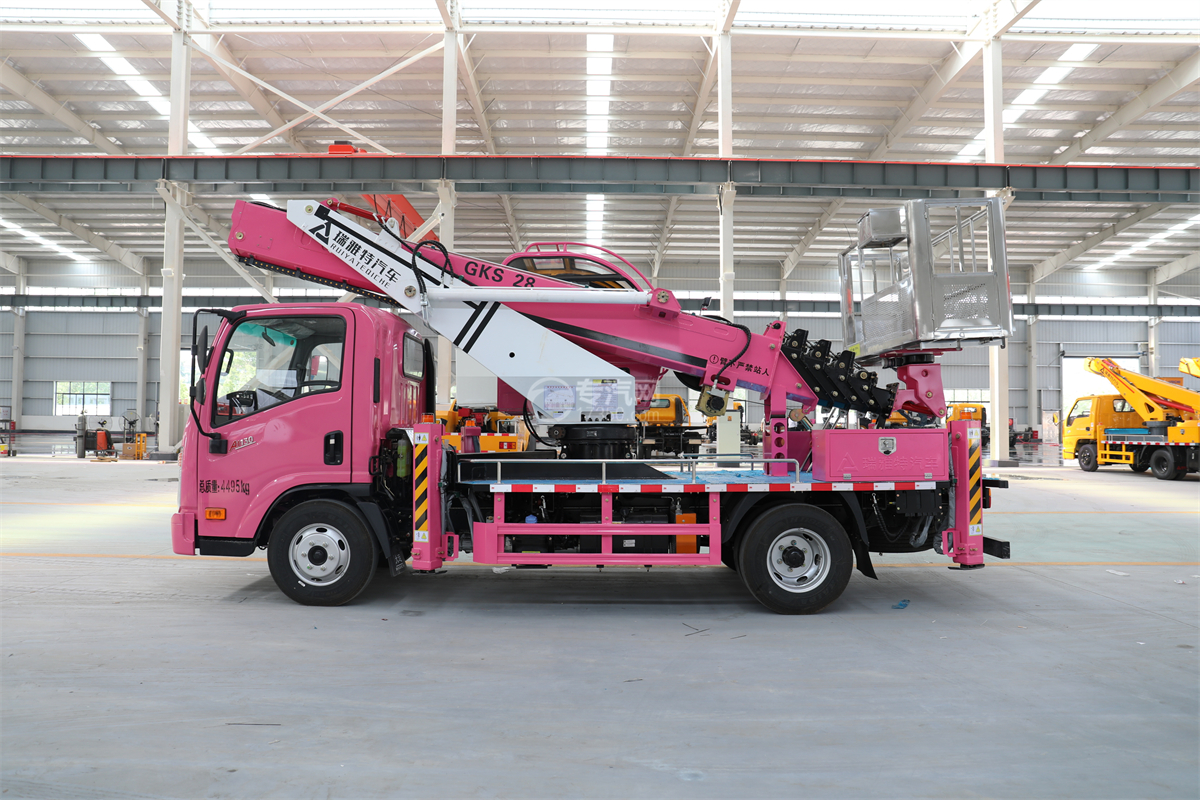 大运奥普力国六28米伸缩臂式高空作业车（粉色）左侧图