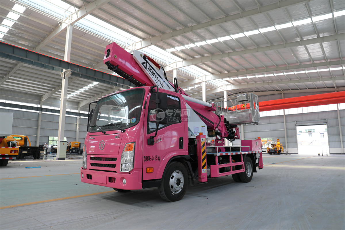 大运奥普力国六28米伸缩臂式高空作业车（粉色）左前图