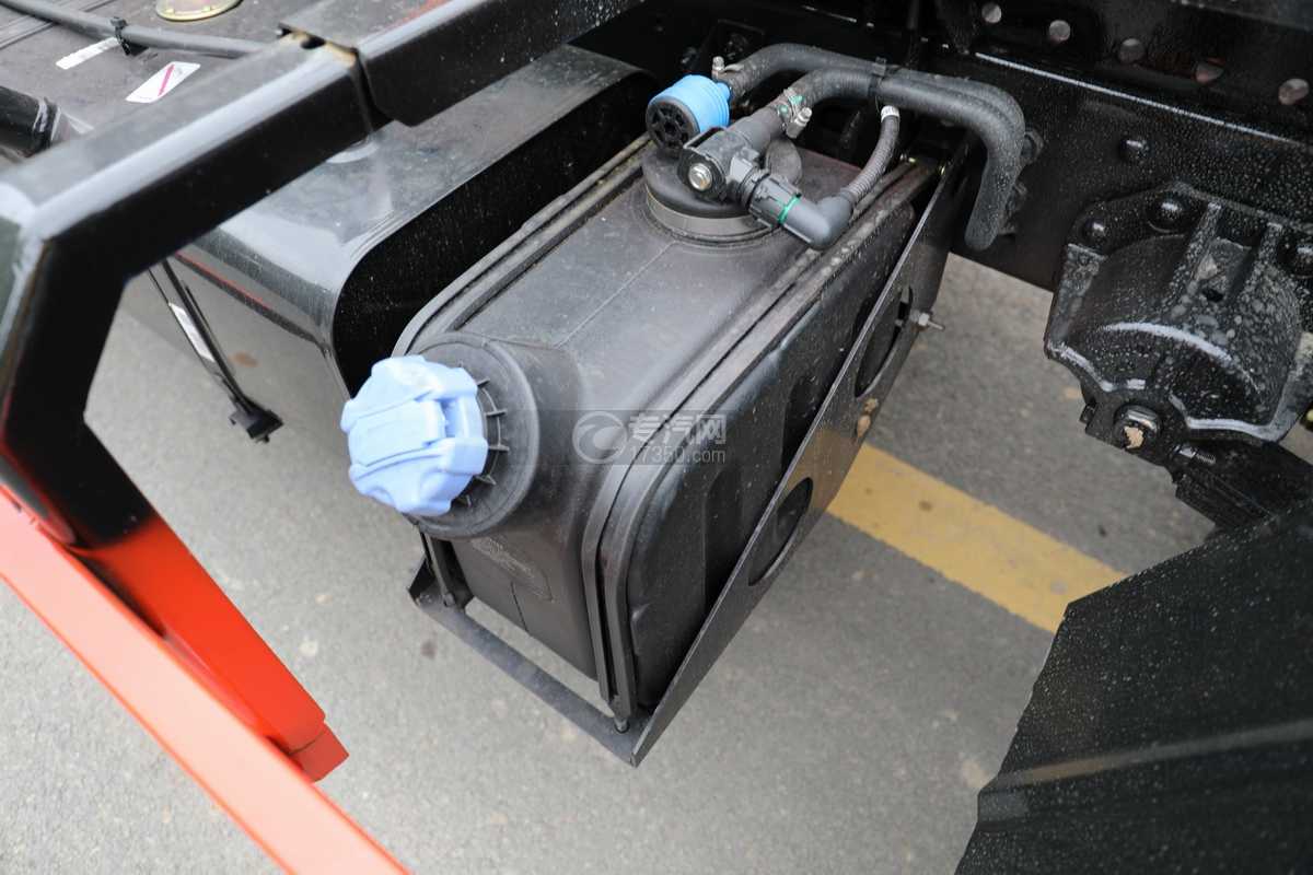 三环创客车厢可卸式垃圾车尿素箱
