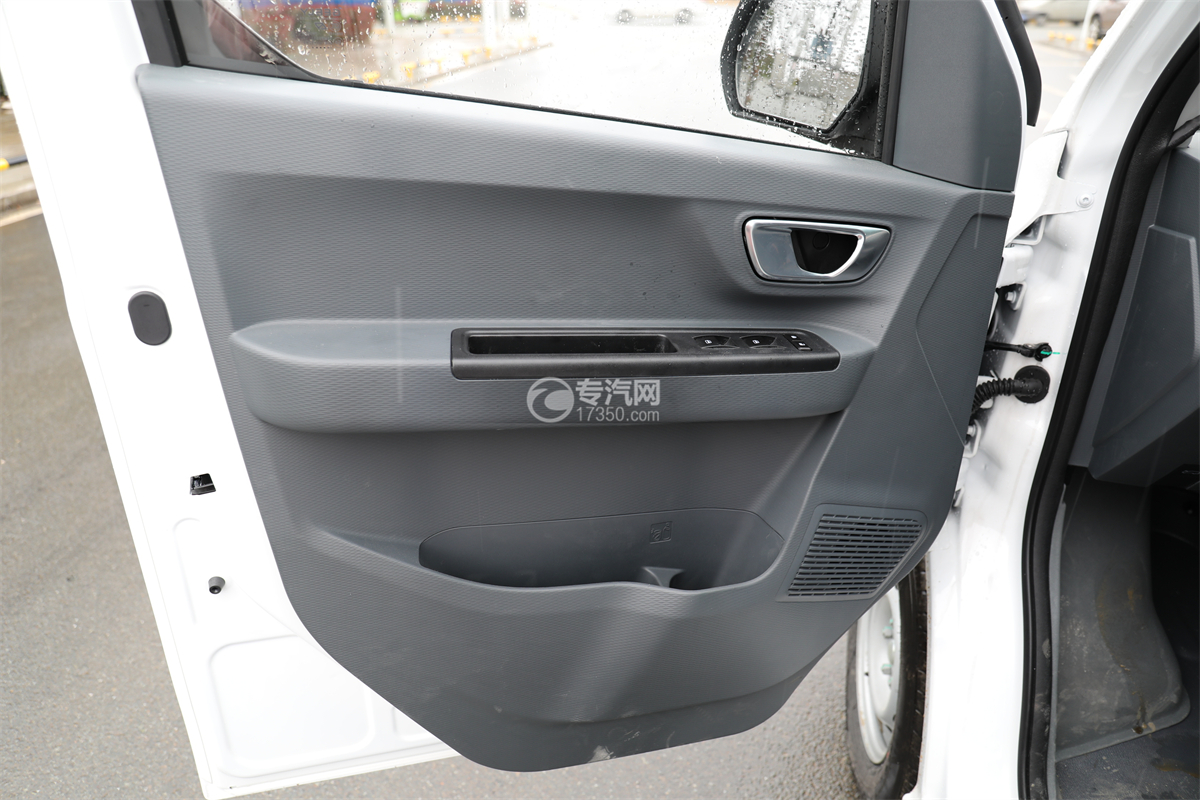 远程星享V6EP面纯电动包冷藏车门窗图