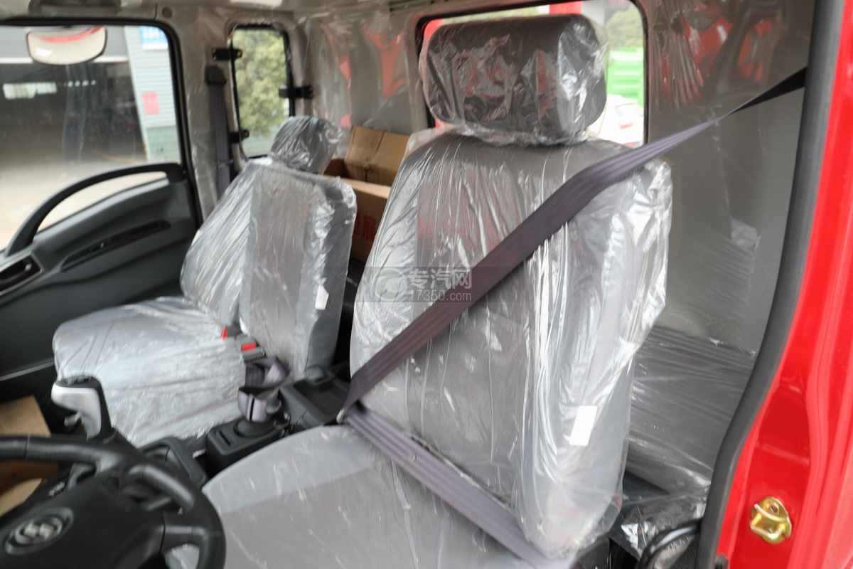 陕汽轩德X9提升桥国六平板运输车座椅