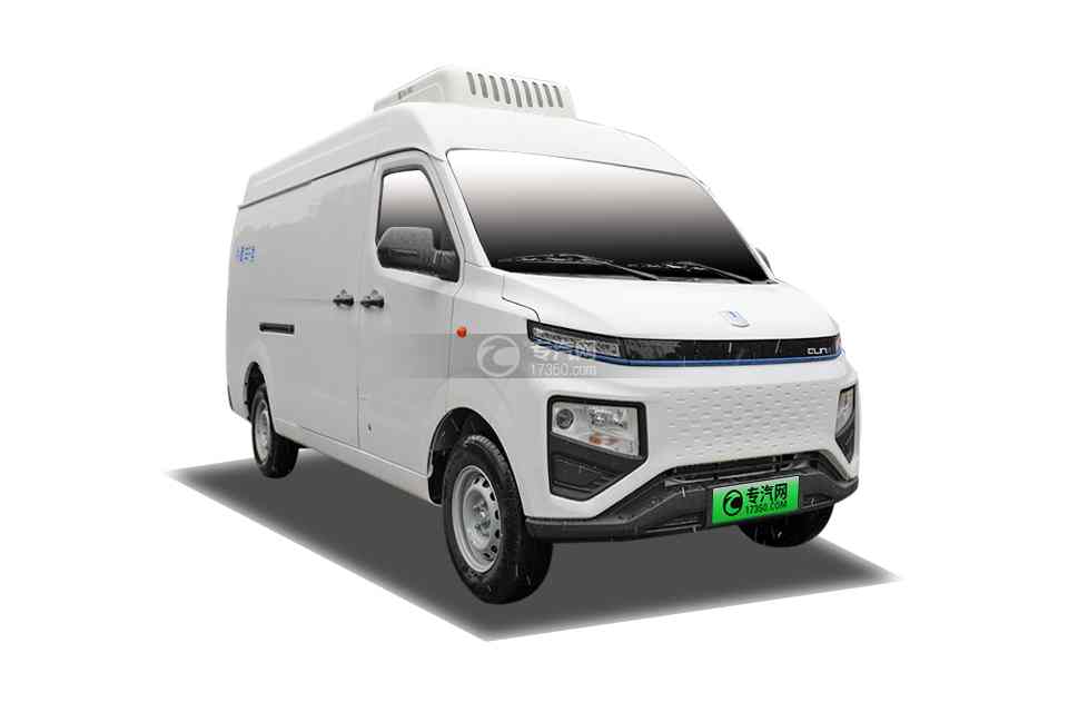 跃进福星S100国六房车右前45度图