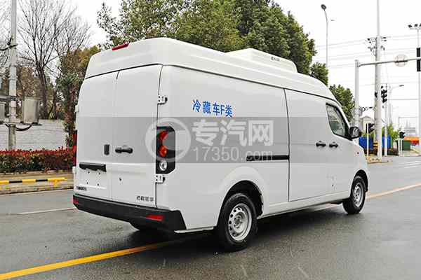 跃进福星S100国六房车右后45度图