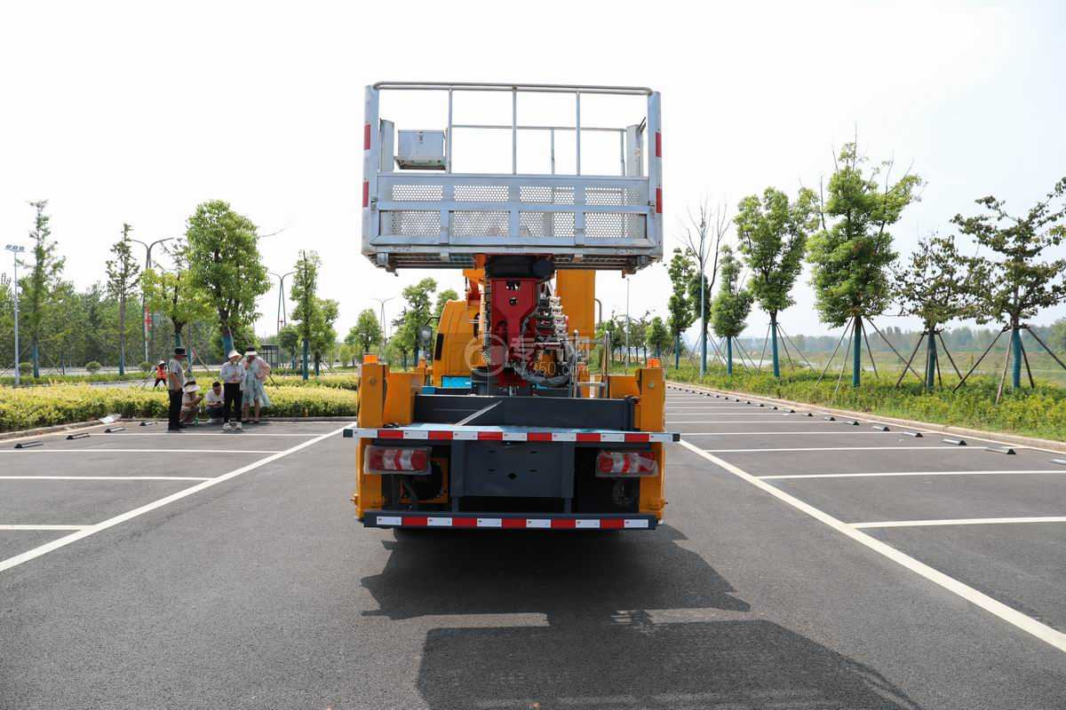 江淮1卡運(yùn)多多單排國六藍(lán)牌高空作業(yè)車正后方圖