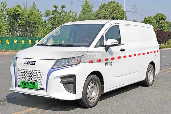 北汽王牌M7純電動(dòng)動(dòng)物焚燒車(chē)左前45度圖