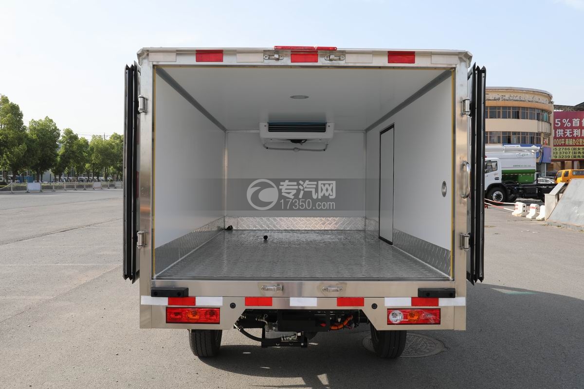 吉利F1E纯电动冷藏车上装箱体