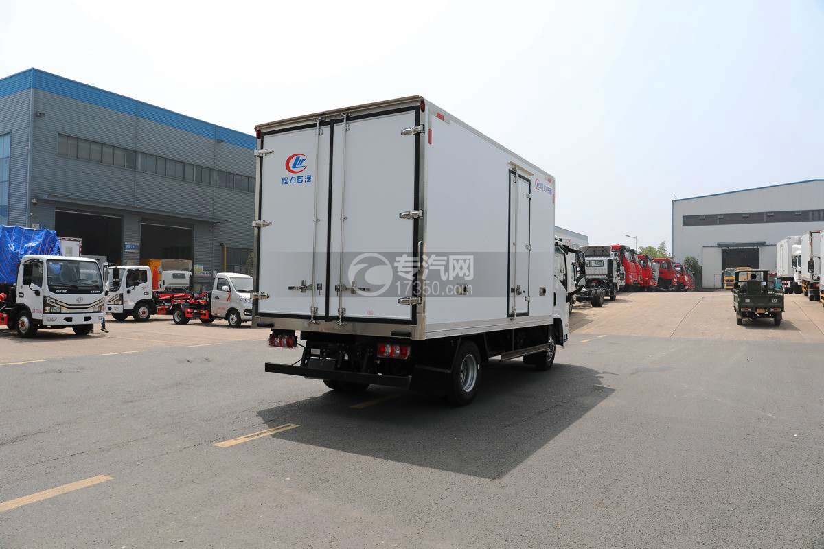 陜汽智云S300純電動冷藏車側(cè)后方圖