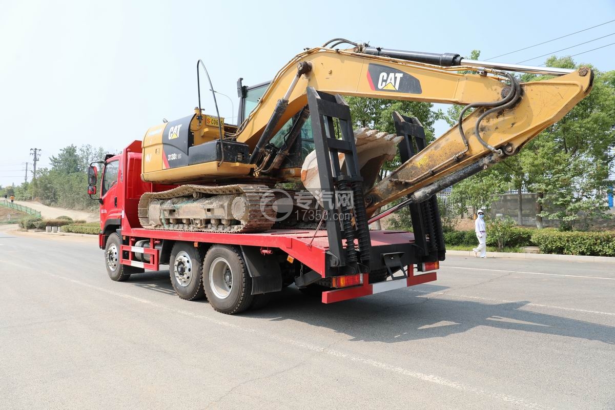陜汽軒德X9提升橋平板車(25噸)側后方圖