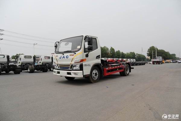 新品推荐 江淮骏铃聚宝盆混动勾臂垃圾车