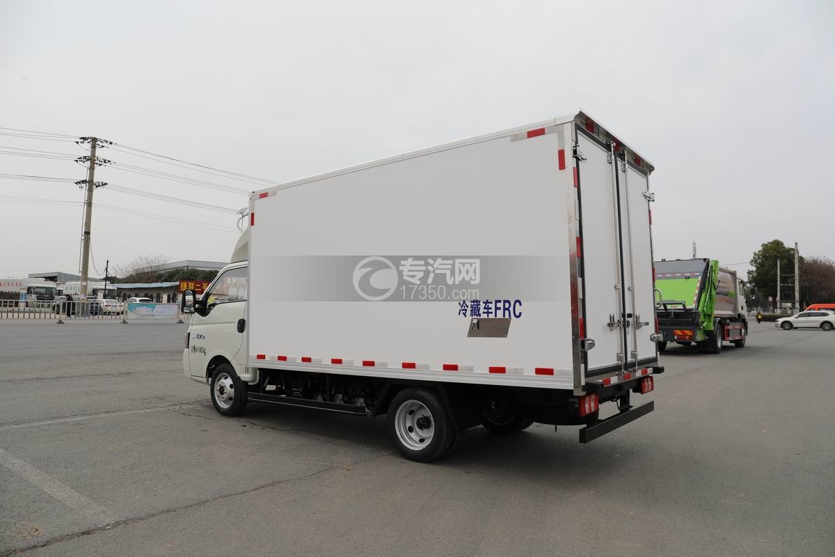 江淮凱達EX6冷藏車側后方圖