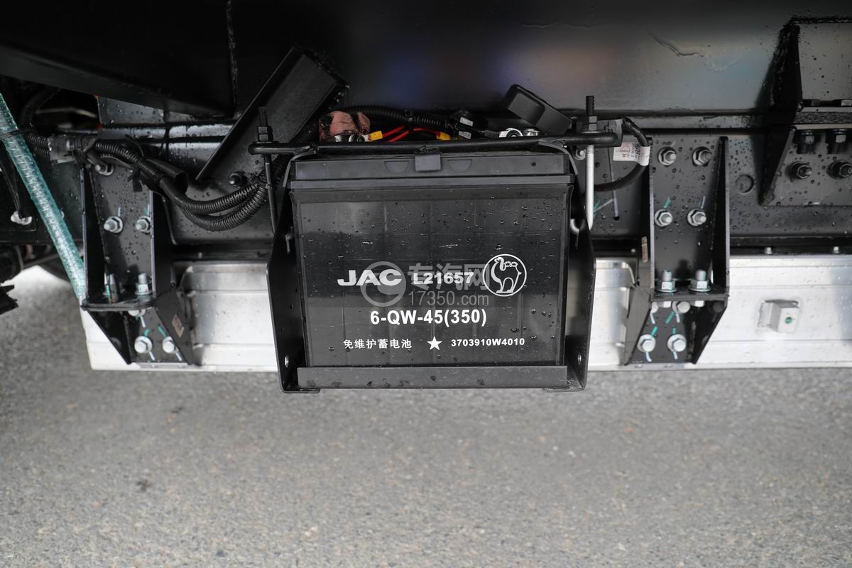 江淮凱達EX6冷藏車電池