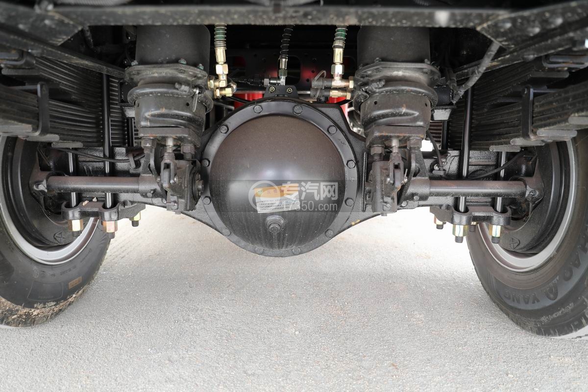 飛碟奧馳V3自卸運輸車后橋