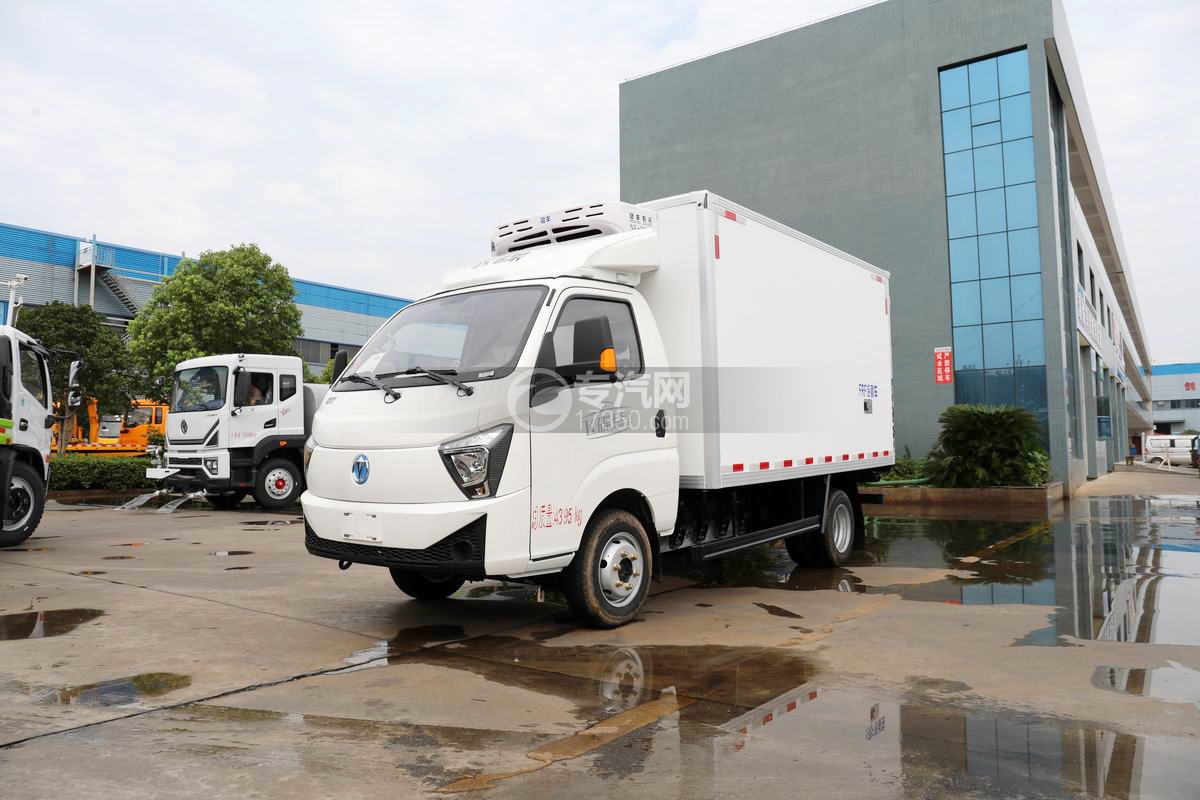 飛碟締途EF3純電動冷藏車左前方45度圖