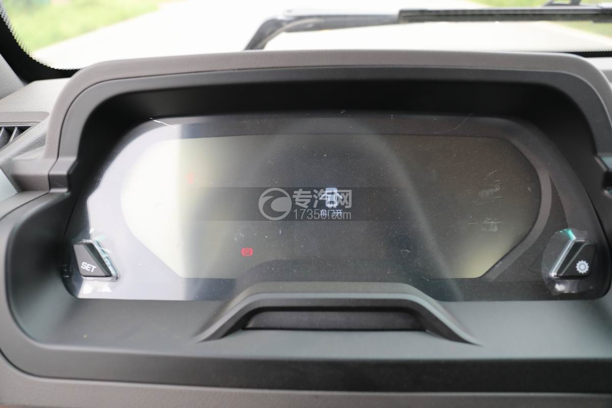 飞碟奥驰EV2纯电动勾臂垃圾车仪表盘