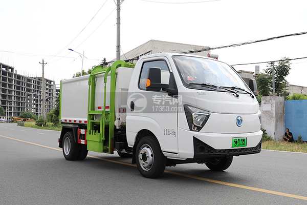 飛碟純電動桶裝運輸垃圾車右前45度圖