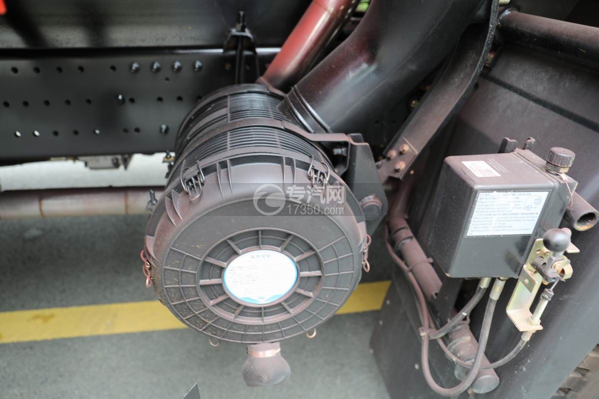 陜汽德龍G500自卸車空濾