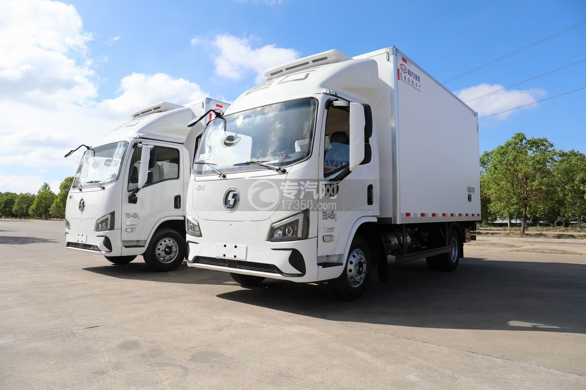 陜汽智云S300純電動冷藏車（100度電）雙車圖