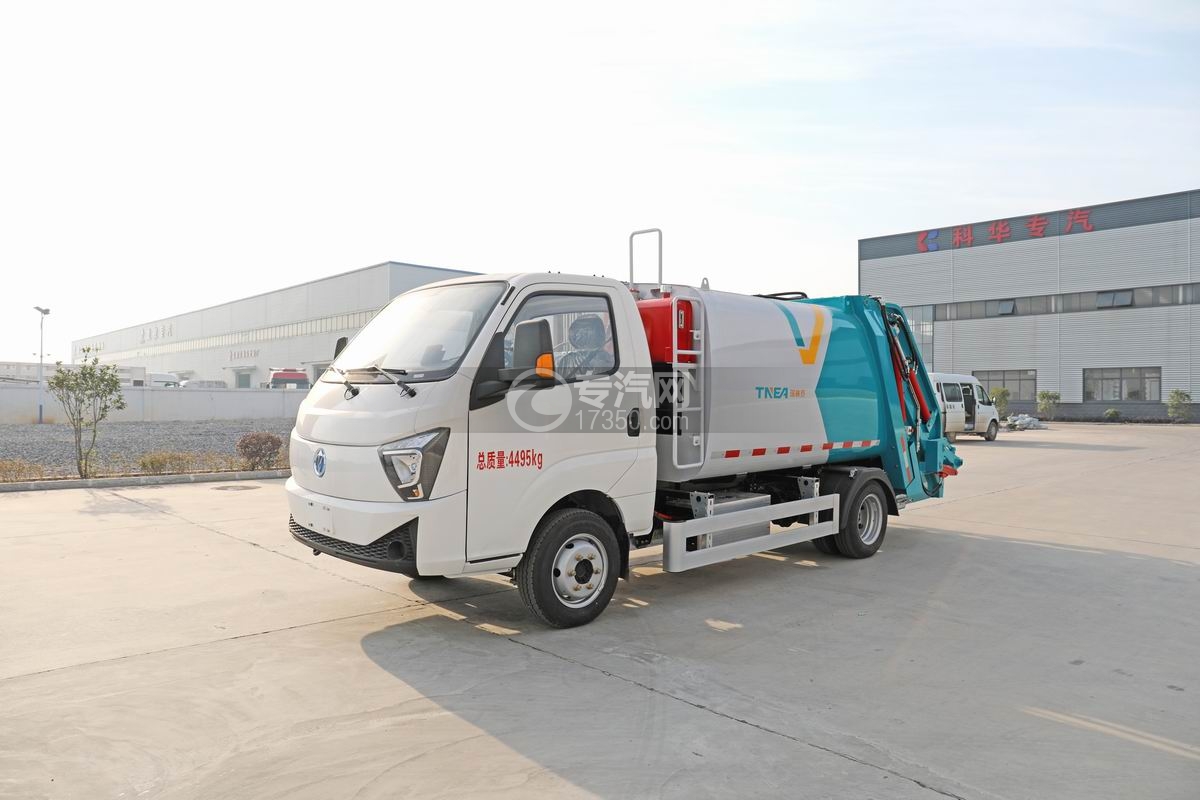 飛碟締途EF3純電壓縮垃圾車