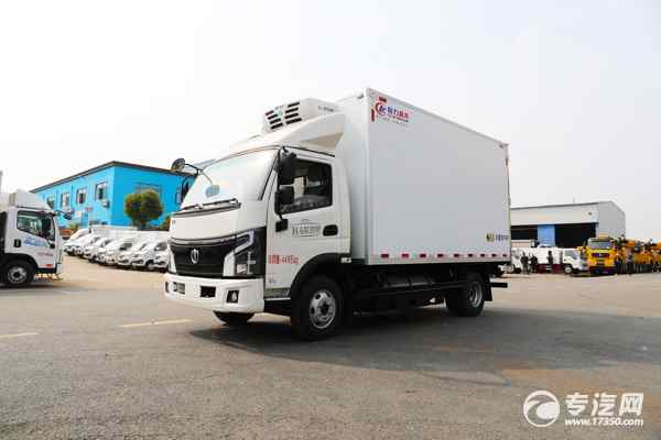 双 180L 大气瓶续航拉满！飞碟奥驰 CNG 冷藏车，冷链运输省钱又能跑