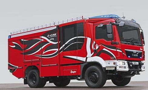 泰安五岳公司研制新型高端消防车获好评