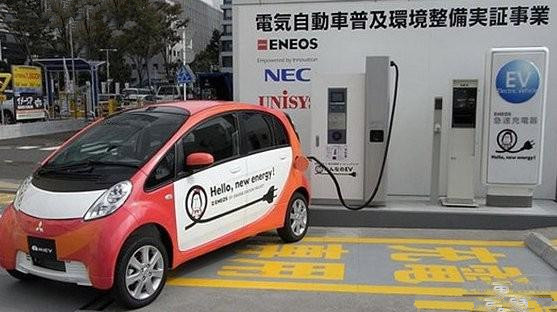 新能源基础大布局 日本充电桩超过加油站数