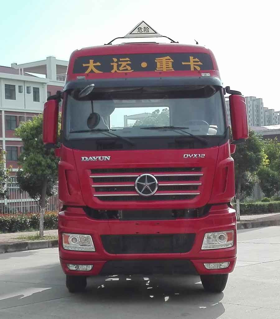 成都大运汽车集团有限公司 危险品运输半挂牵引车 整车参数 7150