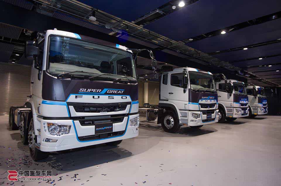 骨子里就是一辆奔驰三菱fuso新款supergreat正式登陆香港