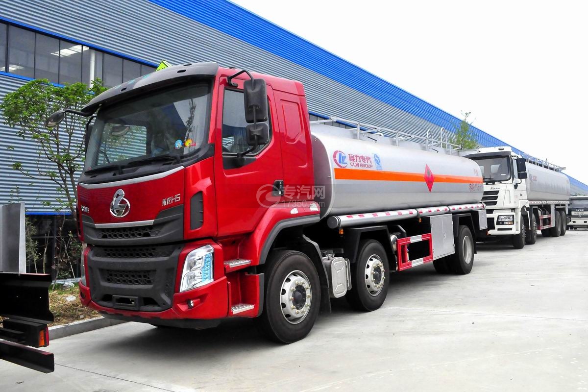 东风柳汽乘龙H5小三轴19.5方运油车