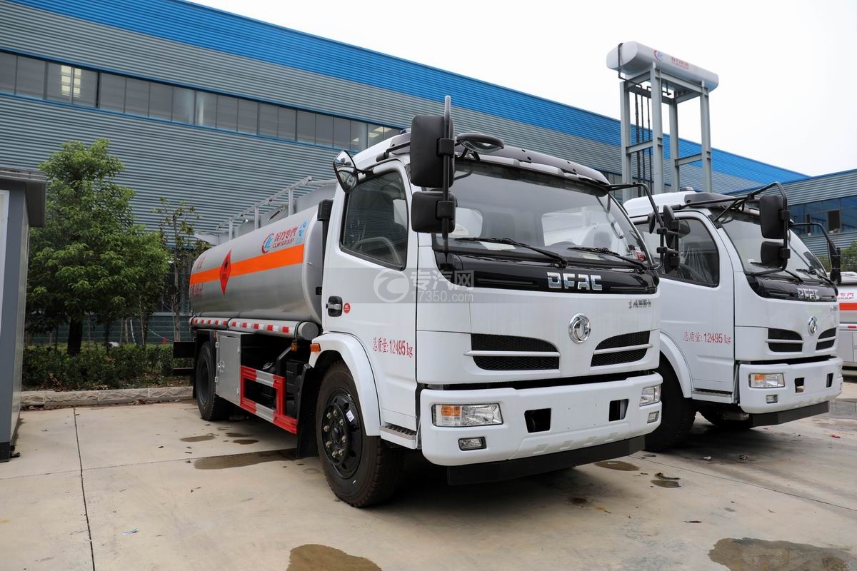 东风福瑞卡8.6方加油车