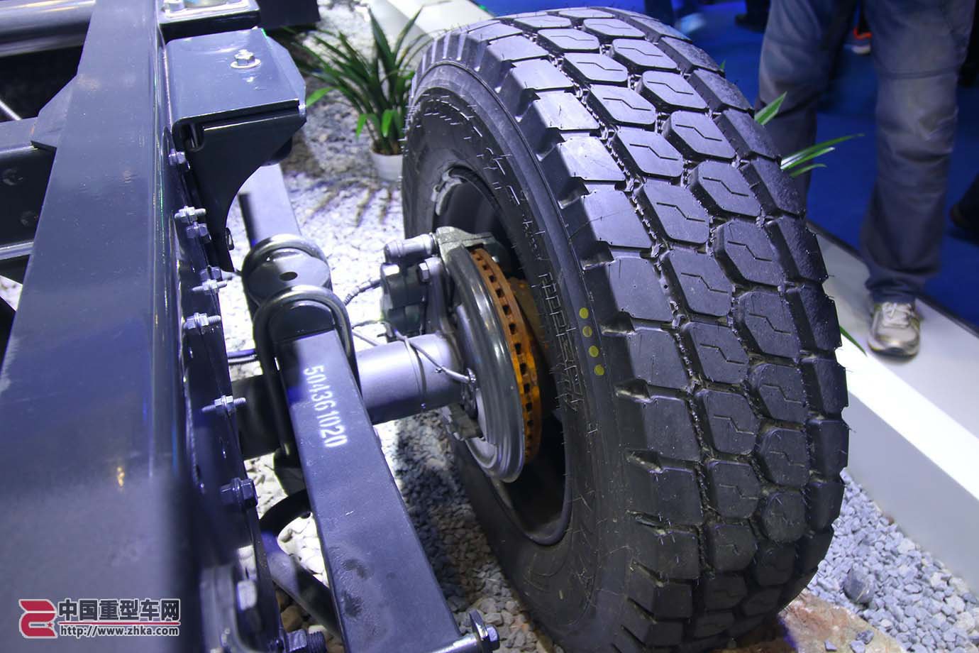 市面唯一7吨自动档四驱轻卡 进口依维柯new daily 70-180底盘首秀上海