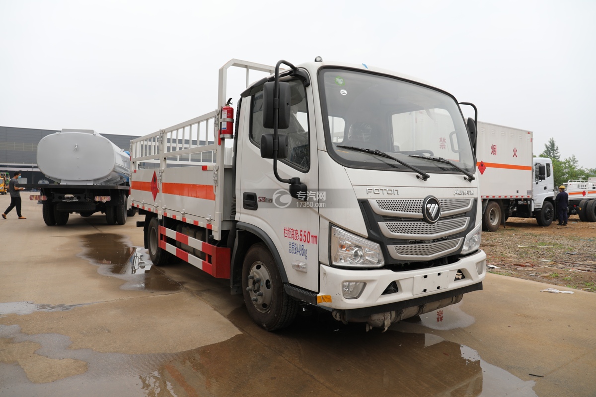 福田欧马可S3国六4.1米气瓶运输车