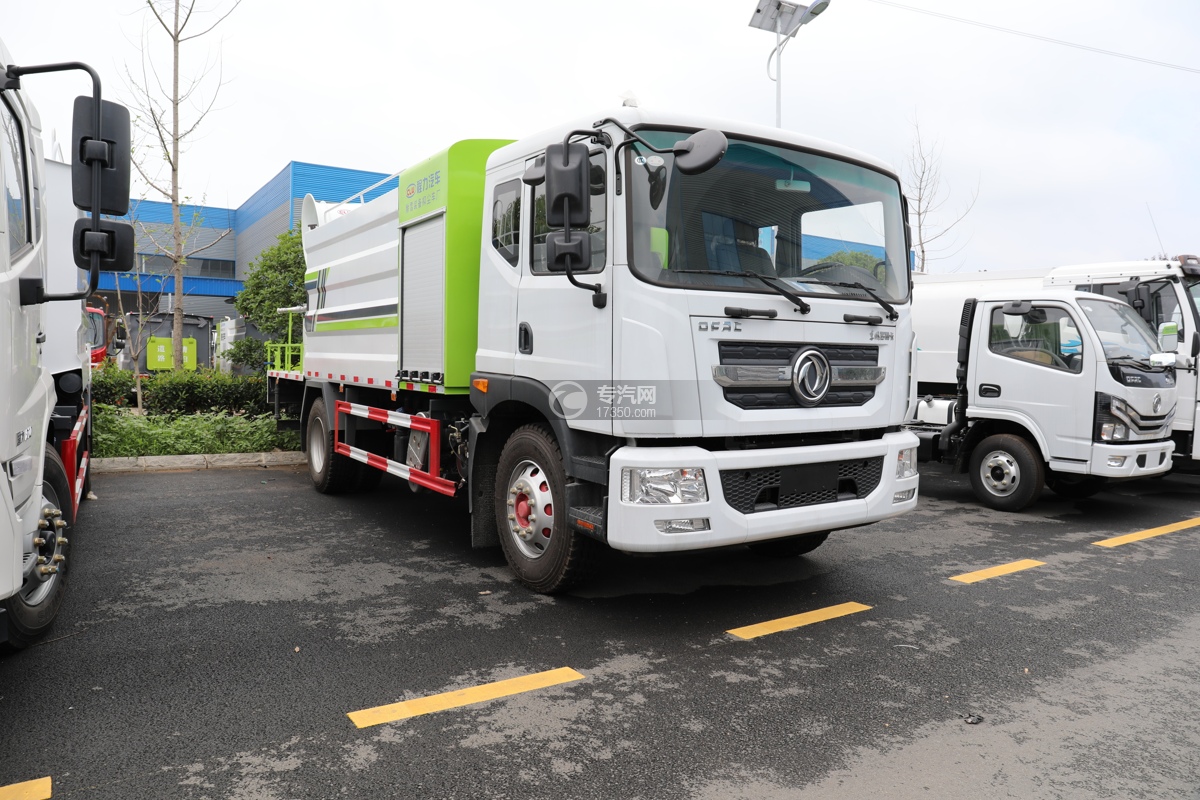 东风多利卡D9国六80米多功能抑尘车