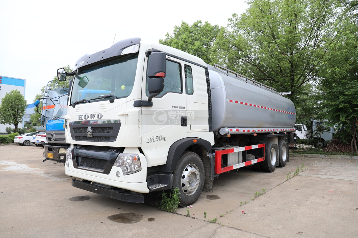 重汽豪沃T5G后双桥国五17方供液车