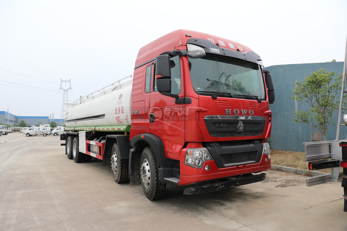 重汽豪沃T5G前四后八国六22.7方供液车
