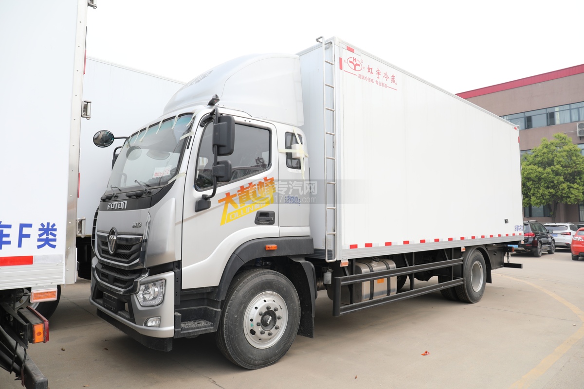 福田奥铃大黄蜂国六7.6米冷藏车
