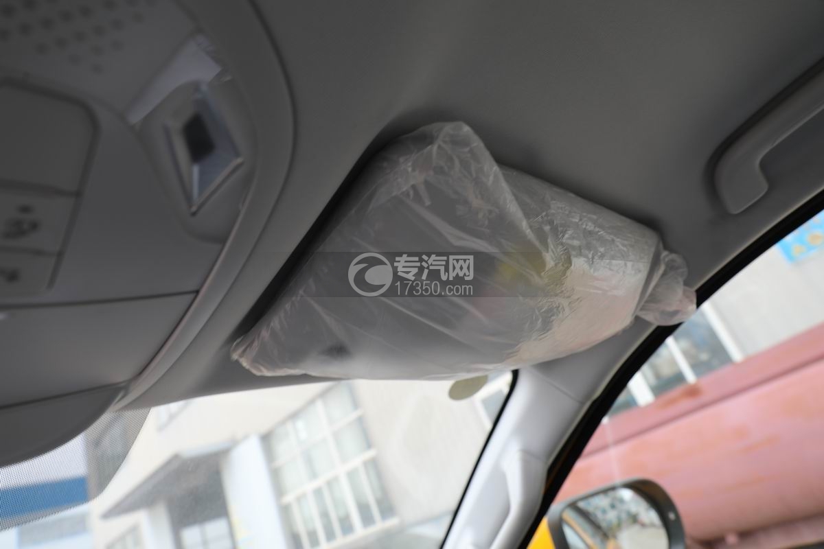 重汽搏胜皮卡工程车壁灯