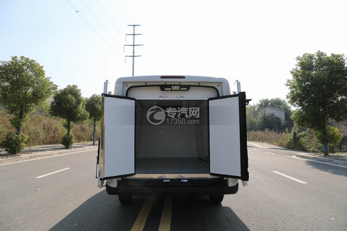 江淮Vαn宝路5.3方纯电动冷藏车后开门