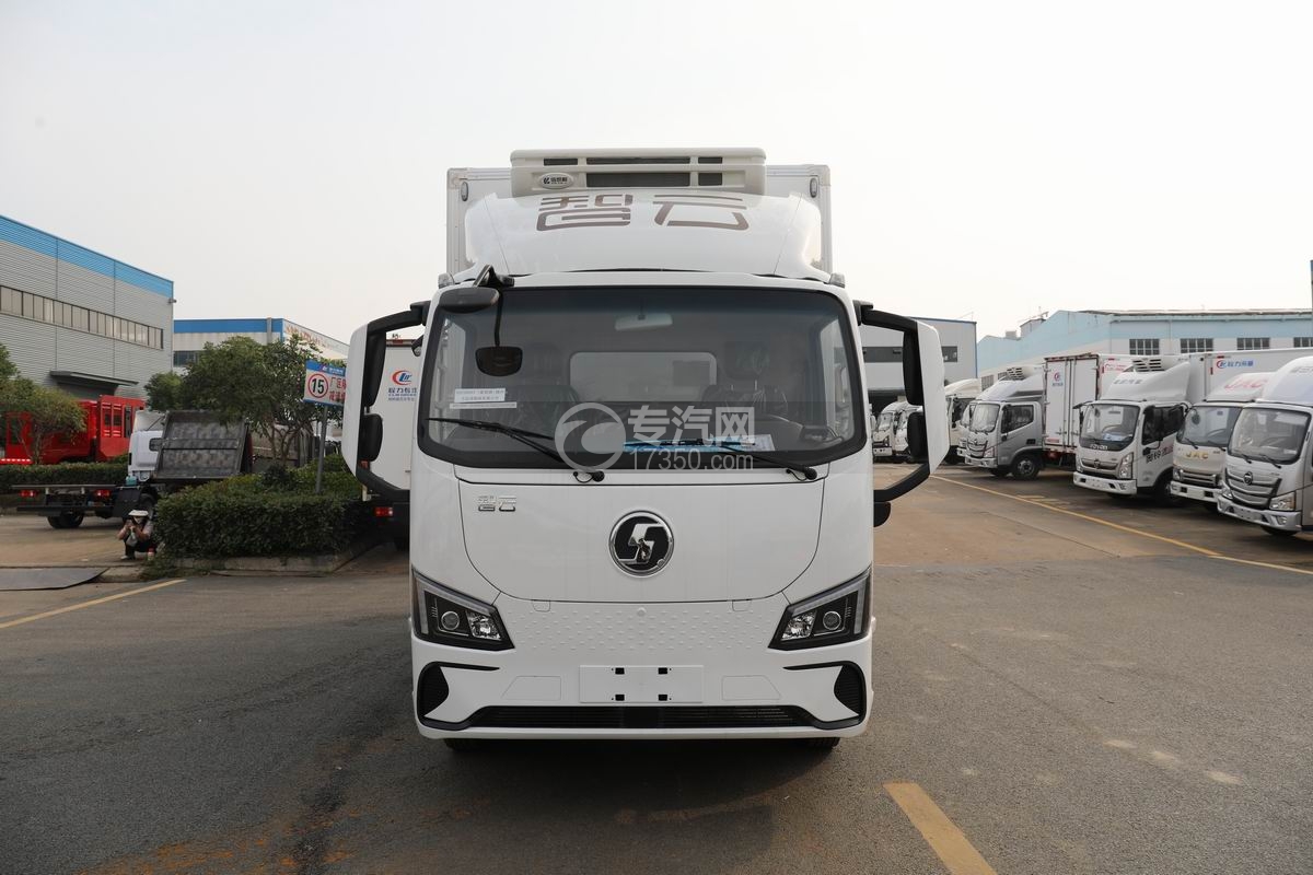 陕汽智云S300冷藏车（165度电）正前方图