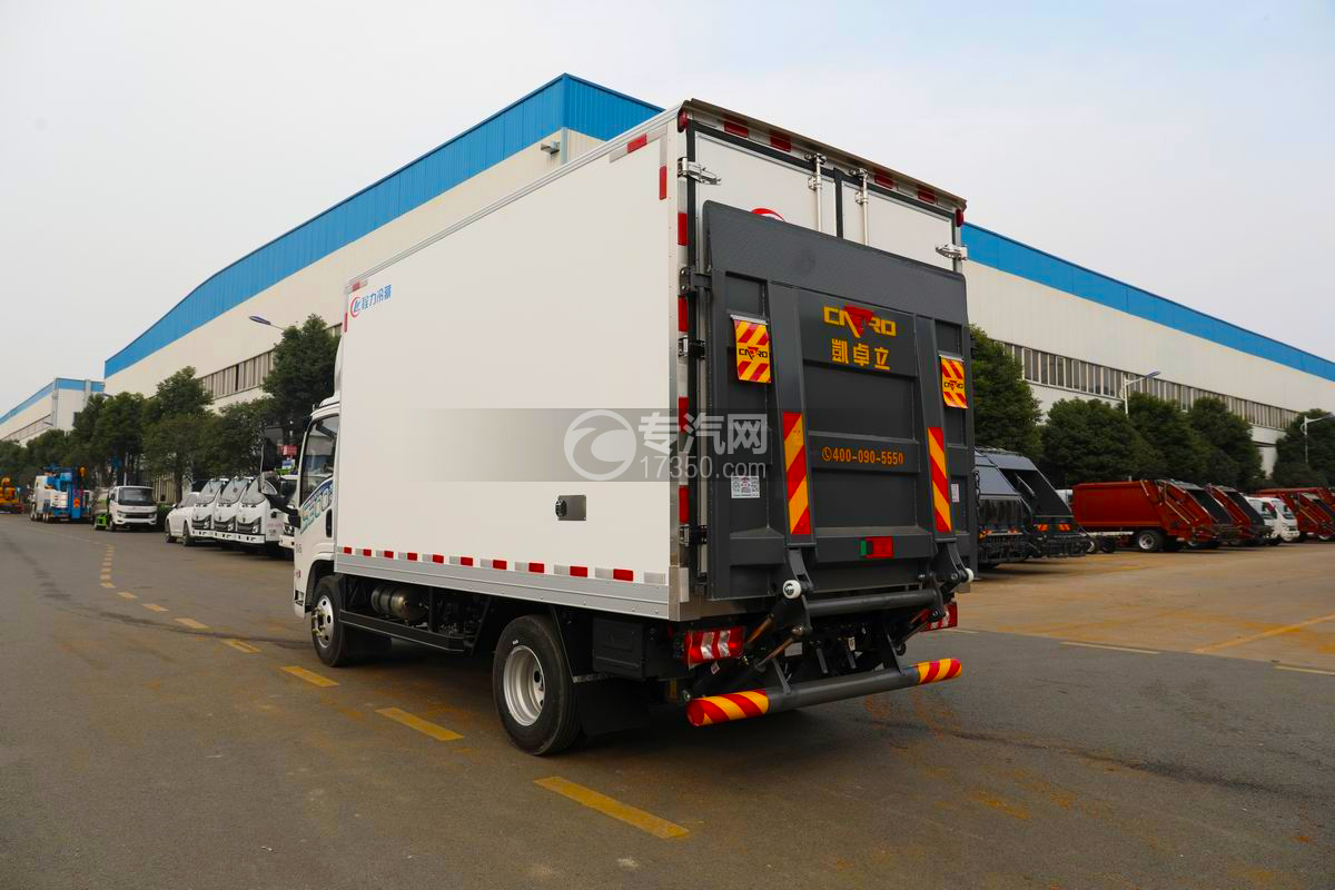 陕汽智云S300冷藏车（165度电）侧后方图